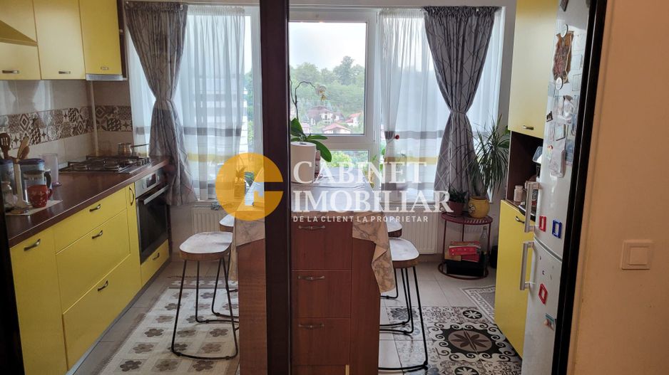 Apartament 3 camere DECOMANDAT - PACURARI - Poză 3