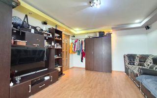 De Vanzare Apartament cu 3 camere  Mall Vitan imobil constr 1985-1990 - Poză 3