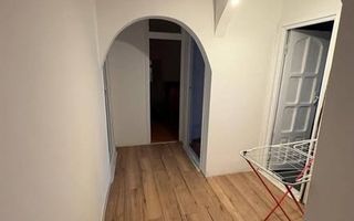 Apartament 2 camere decomandat zona Cug - 106.000 Euro - Poză 8