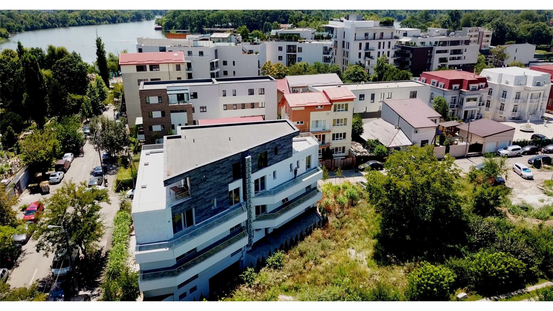 Cladire birouri/rezidential Aviatiei Metrou Aurel Vlaicu - Poză 2