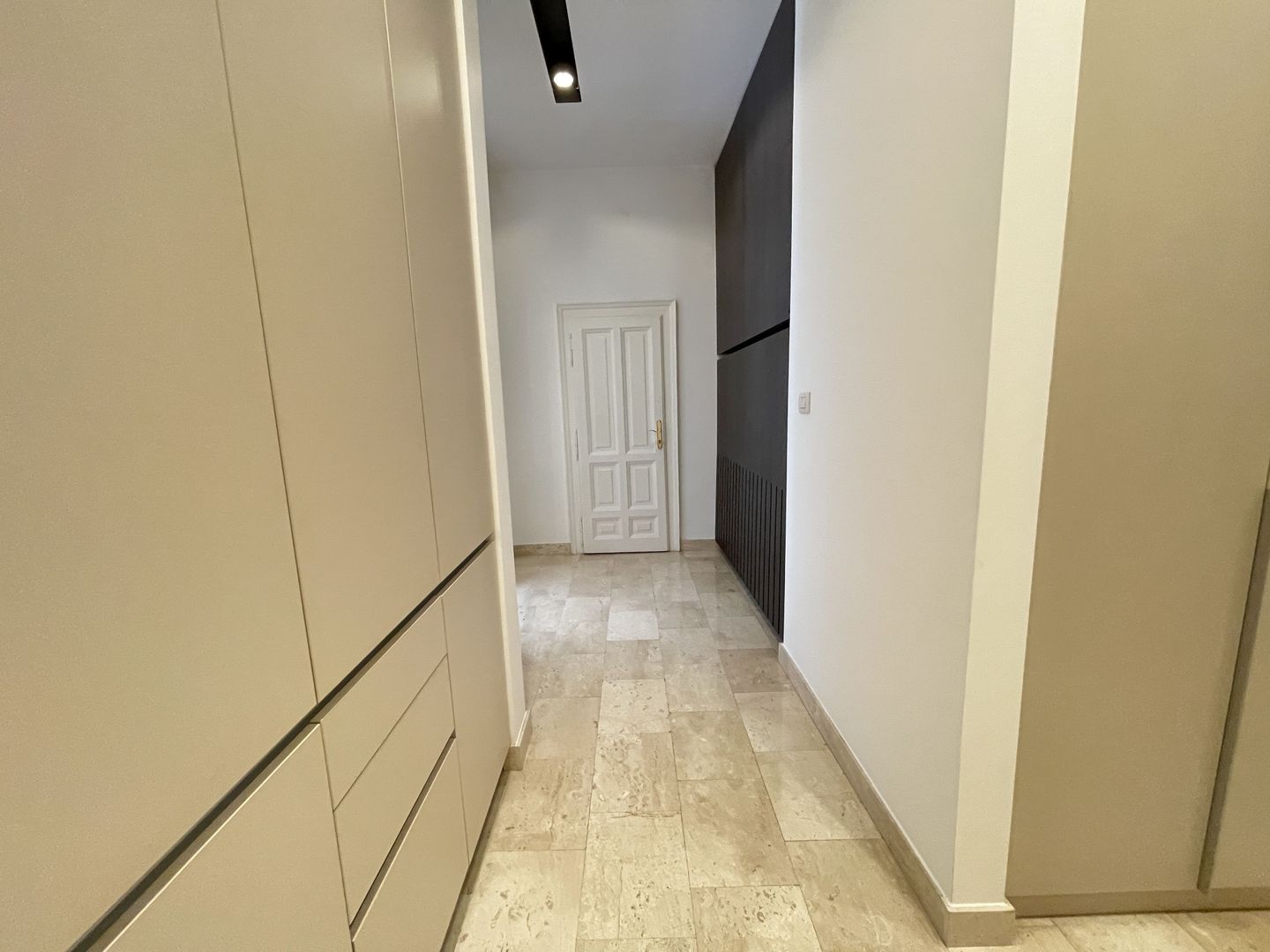 Apartament de închiriat zona Neptun - Poză 9