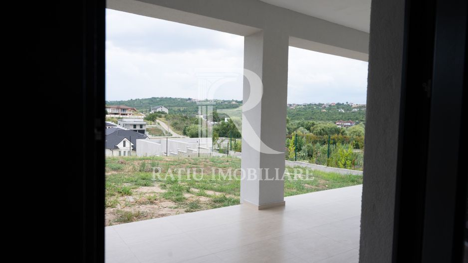 Casă modernă de vânzare | 3 dormitoare | Teren 750 mp | Oradea - Poză 8