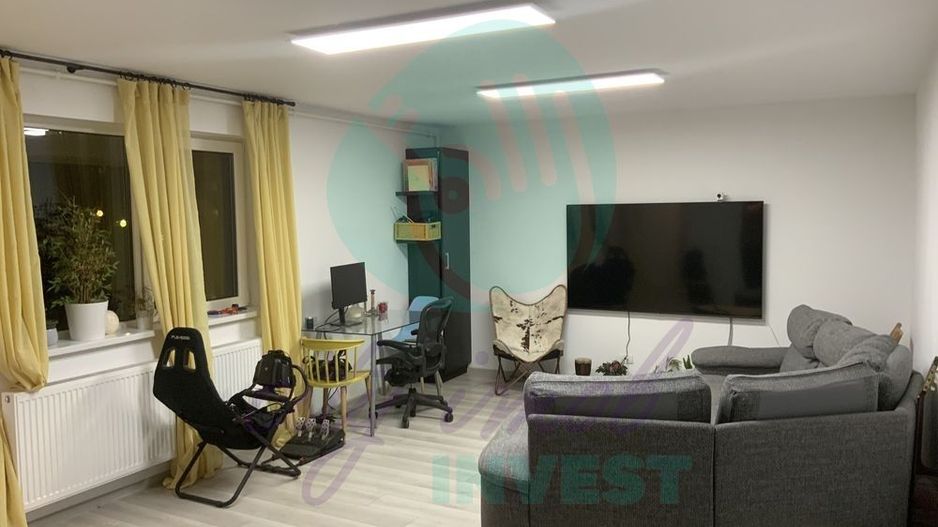 Bloc Boutique - 2 camere cu o mica curte si 2 bai - Poză 6