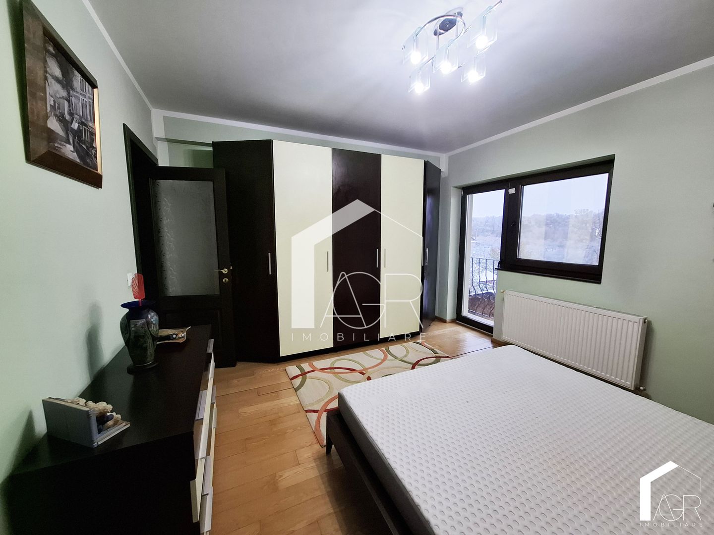 Vila cu 4 camere, Gageni - Poză 13