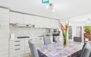 Casă solidă în Curtici cu teren de 1166 mp - Poză 15