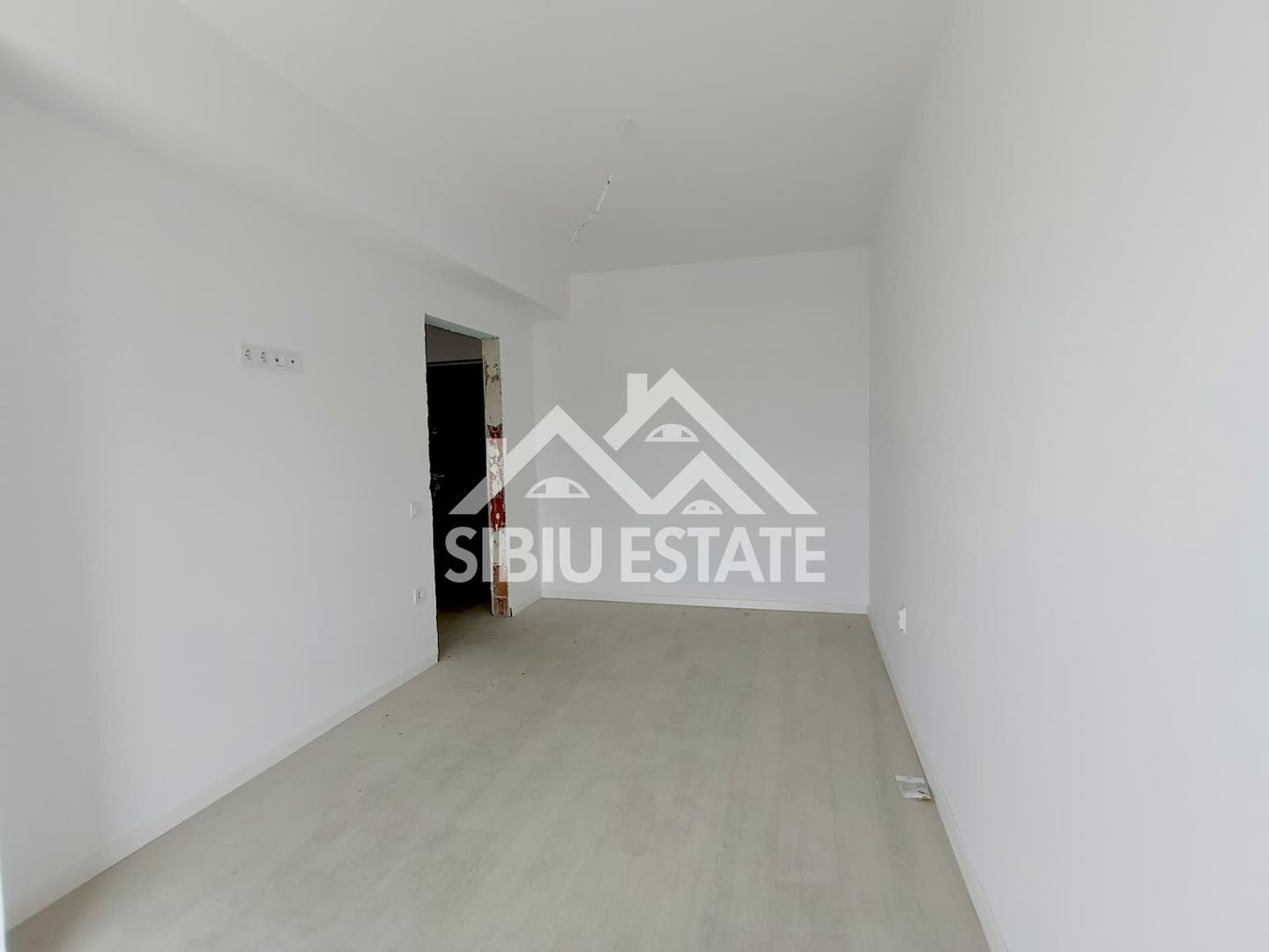 Apartament modern 2 camere ,parcare acoperita Șelimbăr  Doamna Stanca - Poză 4