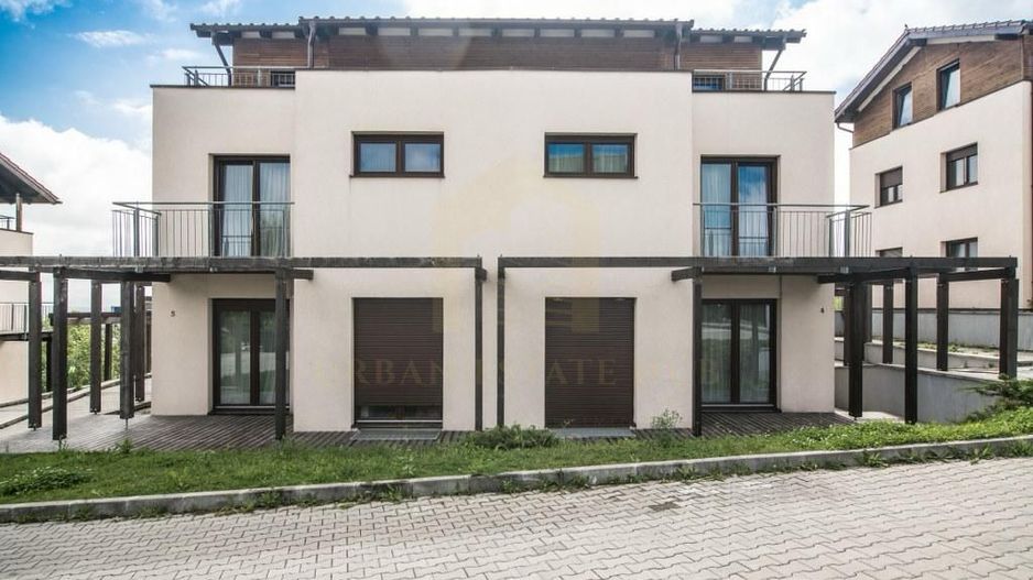 Vanzare Duplex, 214 mp, teren 300 mp, Europa - Poză 3