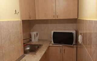 🏡 Garsonieră de închiriat – Strada Saturn - Poză 5