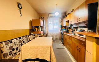 Apartament 3 camere Cetate-Closca, etaj 2, finisat - Poză 3