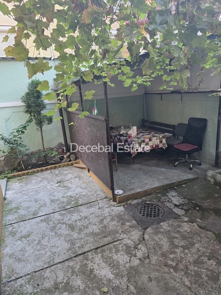 Garsonieră Zona Centrală - Popa Nan Acces la curte și centrală proprie - Poză 2