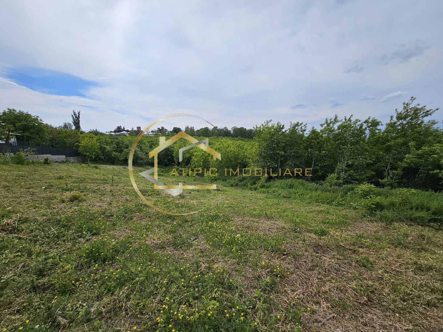 Teren intravilan 985 mp de vânzare in Miroslava - Poză 2