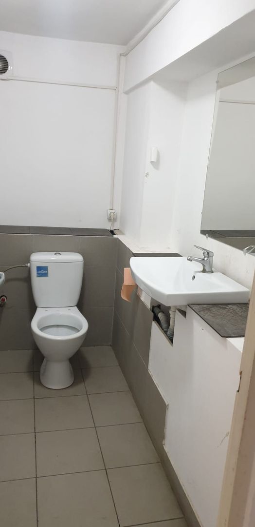 CAZARE MUNCITORI BARTOLOMEU 25 lei/pers./zi - Poză 6