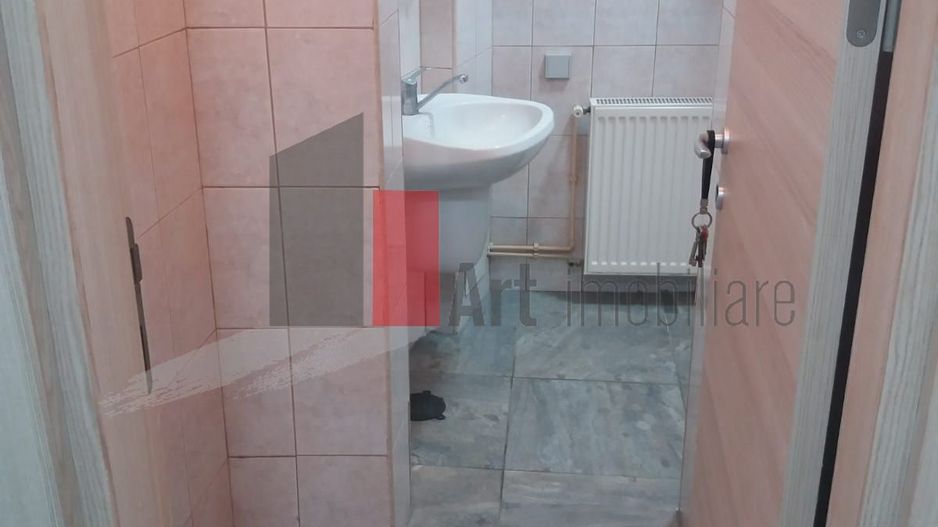 Apartament de 4 camere in vila - Poză 10