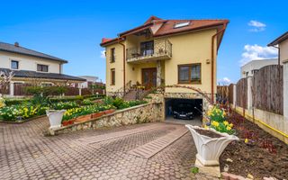 Casa individuala cu 7 camere, 260 mp, teren 900 mp, front 19m, Europa - Poză 20