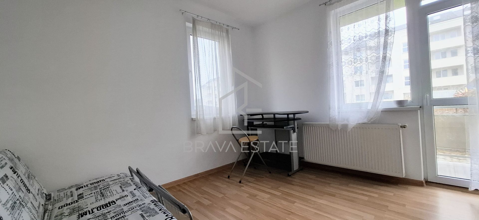 Apartament 3 camere, 56mp, balcon, parcare, strada Cetatii, Floresti - Poză 2