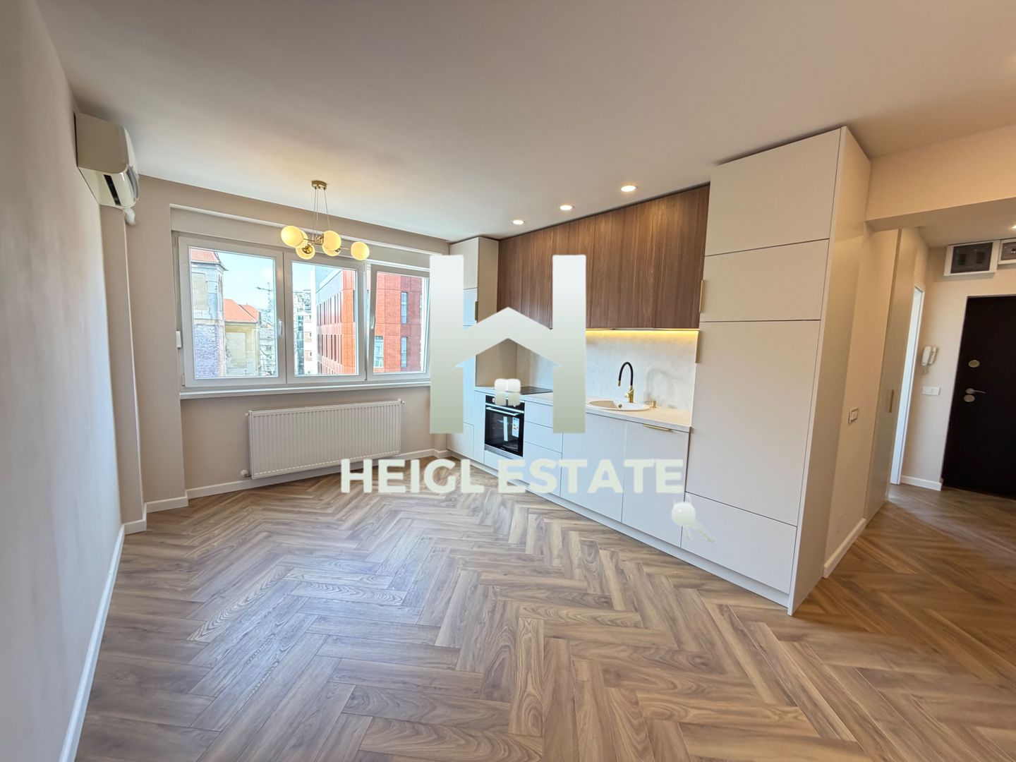Apartament deosebit cu 3 camere in Centrul Timisoarei - Poză 11