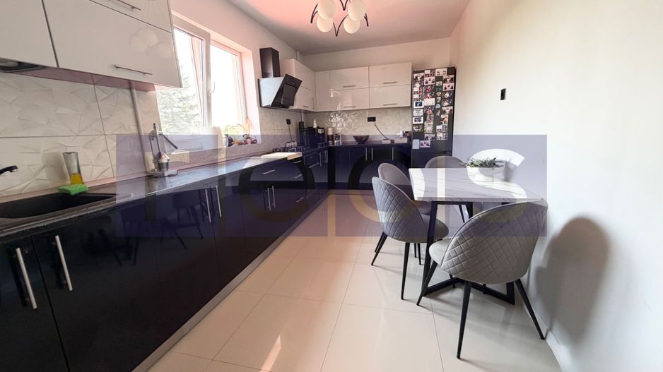 INCHIRIERE APARTAMENT IN VILA | ETAJ + MANSARDA - Poză 10