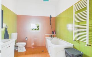 Apartament deosebit cu 3 camere , zona Fratelia - Poză 19