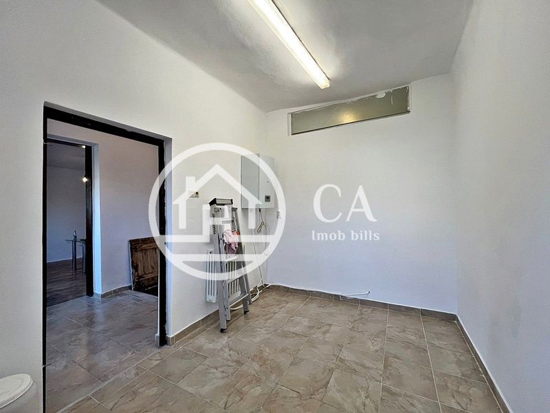 Apartament de vânzare la curte comună în zona Ultracentrală, Oradea - Poză 4