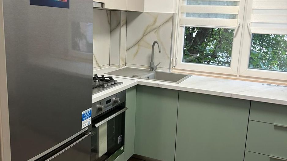 ageuropa.ro vinde apt. 4 cam. 78mp la etajul 2 în Micro 16. - Poză 8