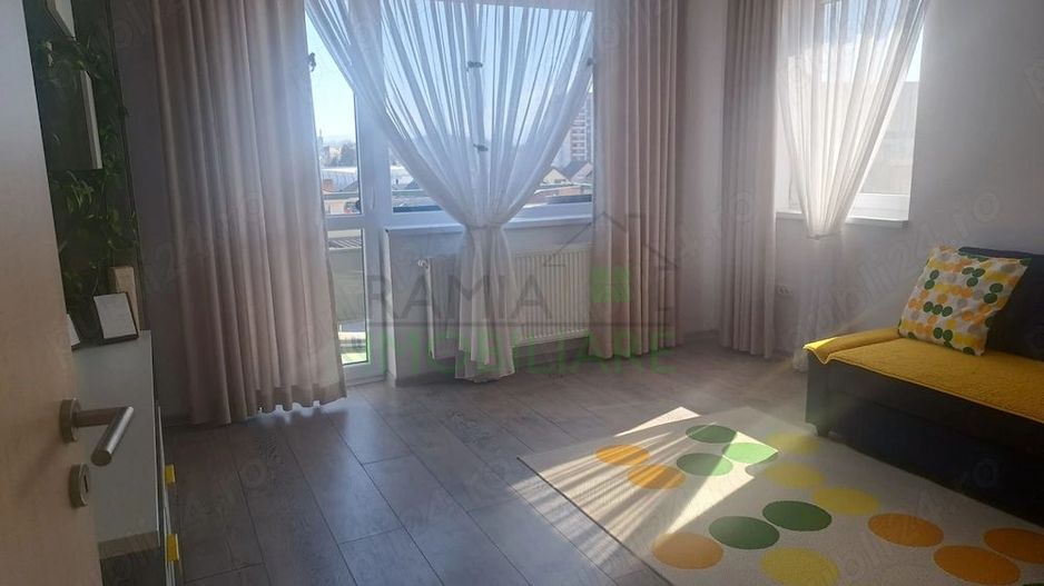 Apartament 3 camere cu loc de parcare , Tractorul - Poză 2