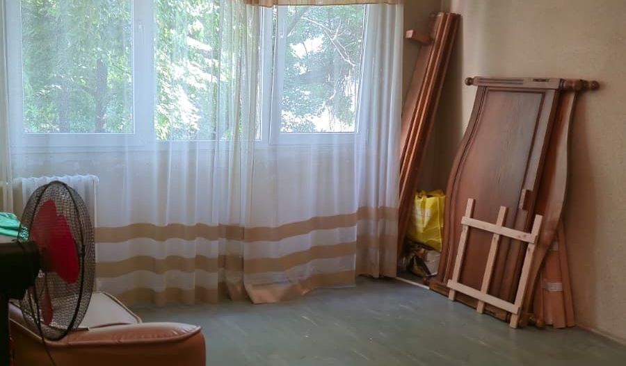 De vânzare: apartament 3 camere - Drumul Taberei, Valea Ialomitei - Poză 2