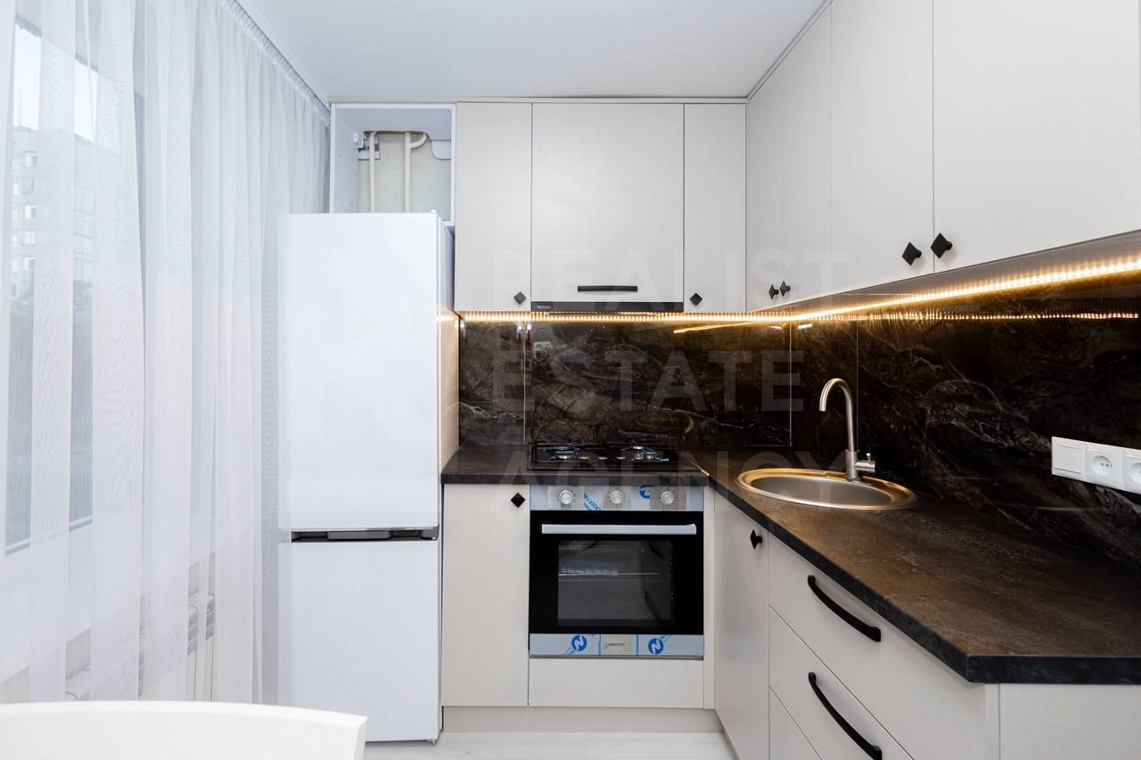 Vânzare, apartament, 1 cameră, str.  Drumul Crucii, Sculeni - Poză 1