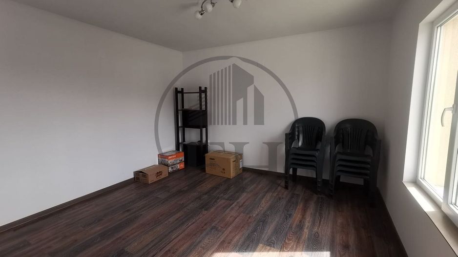 SOLD/ VANDUT Casa cu 6 camere in Valea Dacilor Constanta - Poză 7