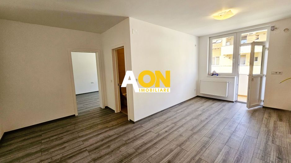 Apartament 3 camere, etaj 1, cu boxa, zona Centru-Alba Iulia - Poză 1