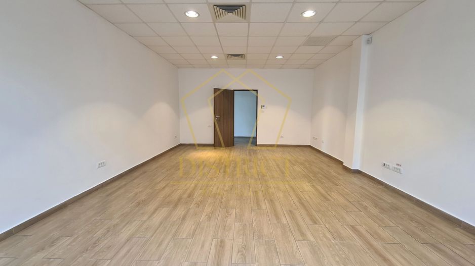 Clădire de birouri cu hala industriala si teren 1464mp | Mehala - Poză 7
