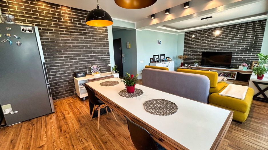 Living Generos și Locație Ideală - intrare Giroc - Poză 1