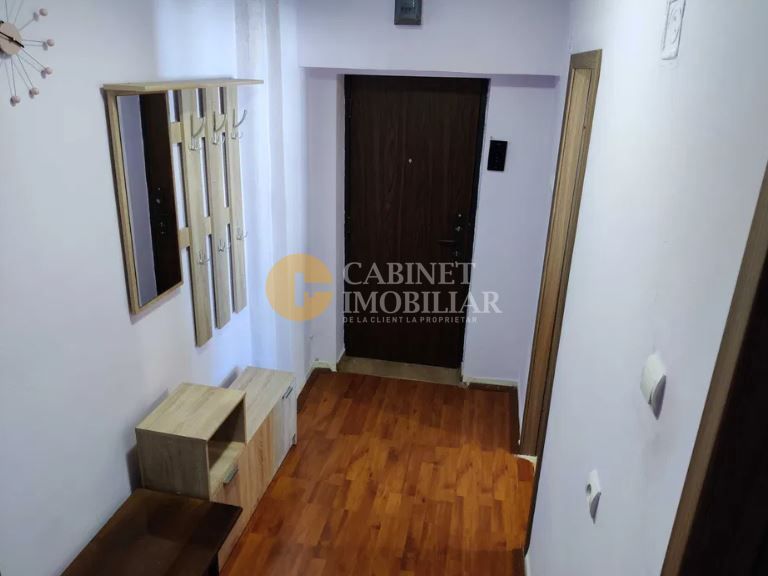 Gara- McDonald's Etaj Intermediar Apartament 1 camera decomandat mobilat-utilat - Poză 3