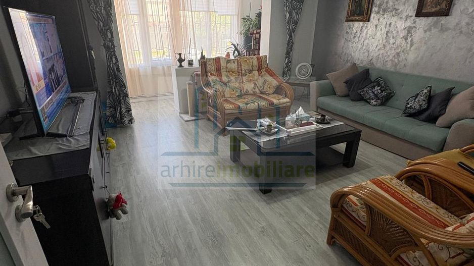 Apartament 3 camere decomandat,  – Pantelimon, Ilfov | Parcare + boxă - Poză 1