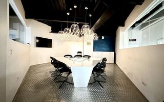 Spacecraft Office - Poză 9