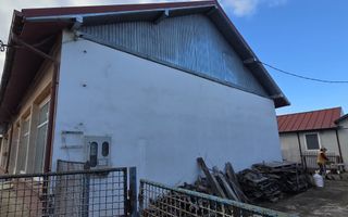 Se oferă spre vânzare / închiriere clădire cu spațiu comercial - Poză 19