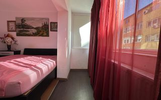 3 camere | etaj 2 | centrala proprie | zona excelenta | - Poză 10