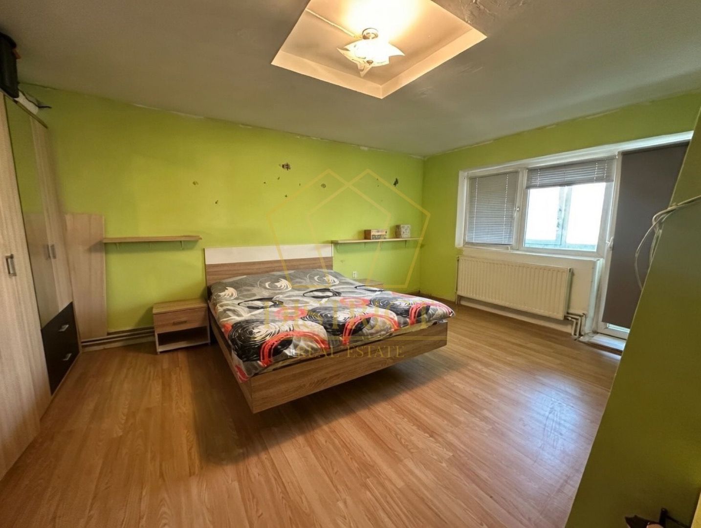 Apartament spatios cu 4 camere | Zona Sagului - Poză 4