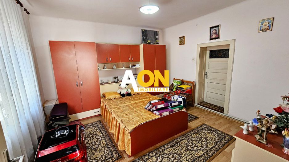 Casa cu 2 corpuri de cladire, 744 mp teren, toate utilitatile, Micesti - Poză 9