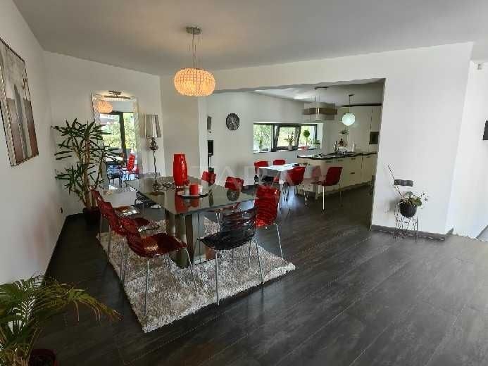 Vila deosebită cu 6 camere, piscină și grădină amenajată – Florești. - Poză 3