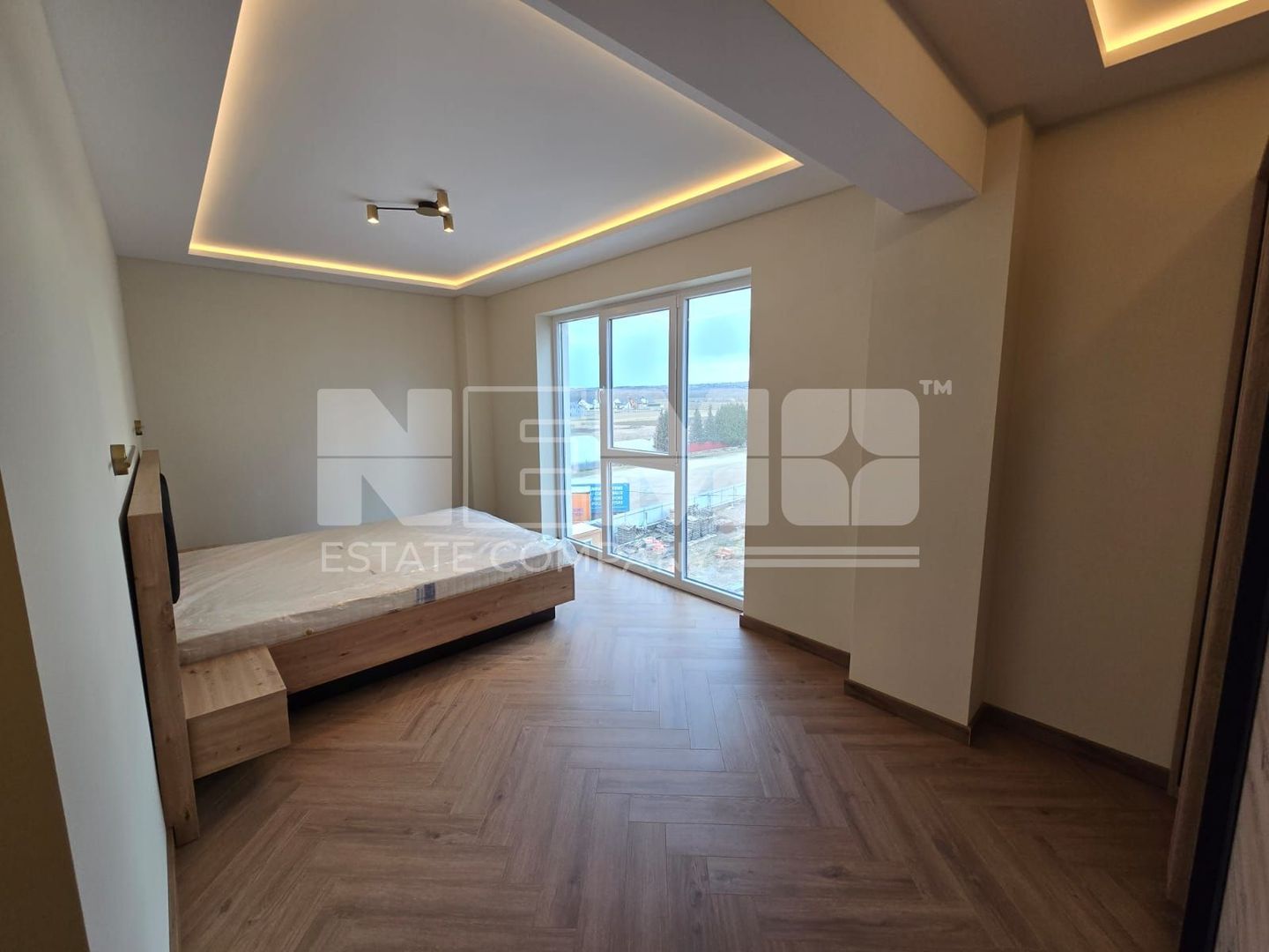 Apartament spațios și luminos cu 3 Camere I Rădăuți - Poză 5