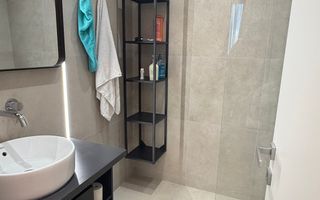 Vila 5 camere complex residential Tunari - Poză 14