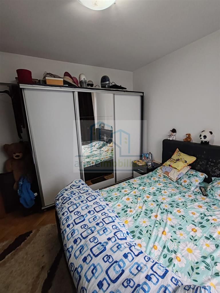 Vanzare Apartament 3 Camere Metrou Costin Georgian - Poză 5