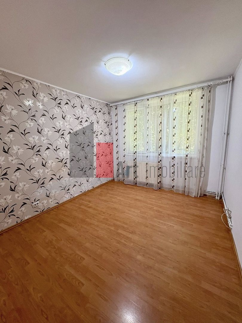 Vânzare apartament 4 camere decomandat cu centrală - Brâncoveanu - Poză 12