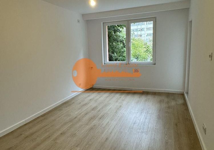 Apartament cu 2 camere in zona Teiul Doamnei - Poză 8