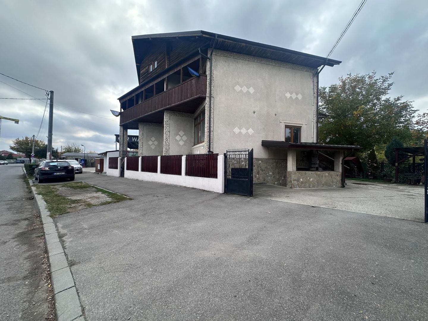 Birouri de închiriat – zonă Halta Teiș - Targoviste - Poză 1