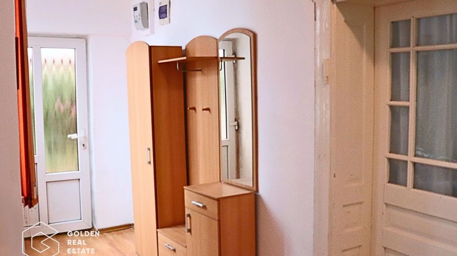 Casa in centrul localitatii Galsa - LINISTE LA TINE ACASA - COMISION ZERO - Poză 10