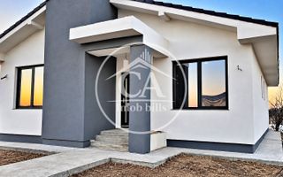 Casă de vânzare cu 4 camere in cartierul Bălcescu, Oradea - Poză 3