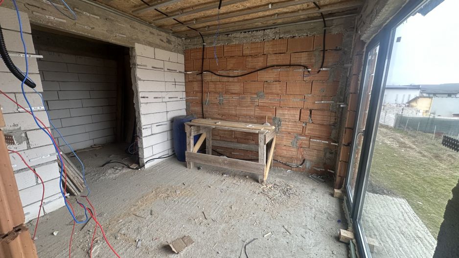STEFANESTII DE JOS, CASA P+1E, TEREN 242 MP! - Poză 22