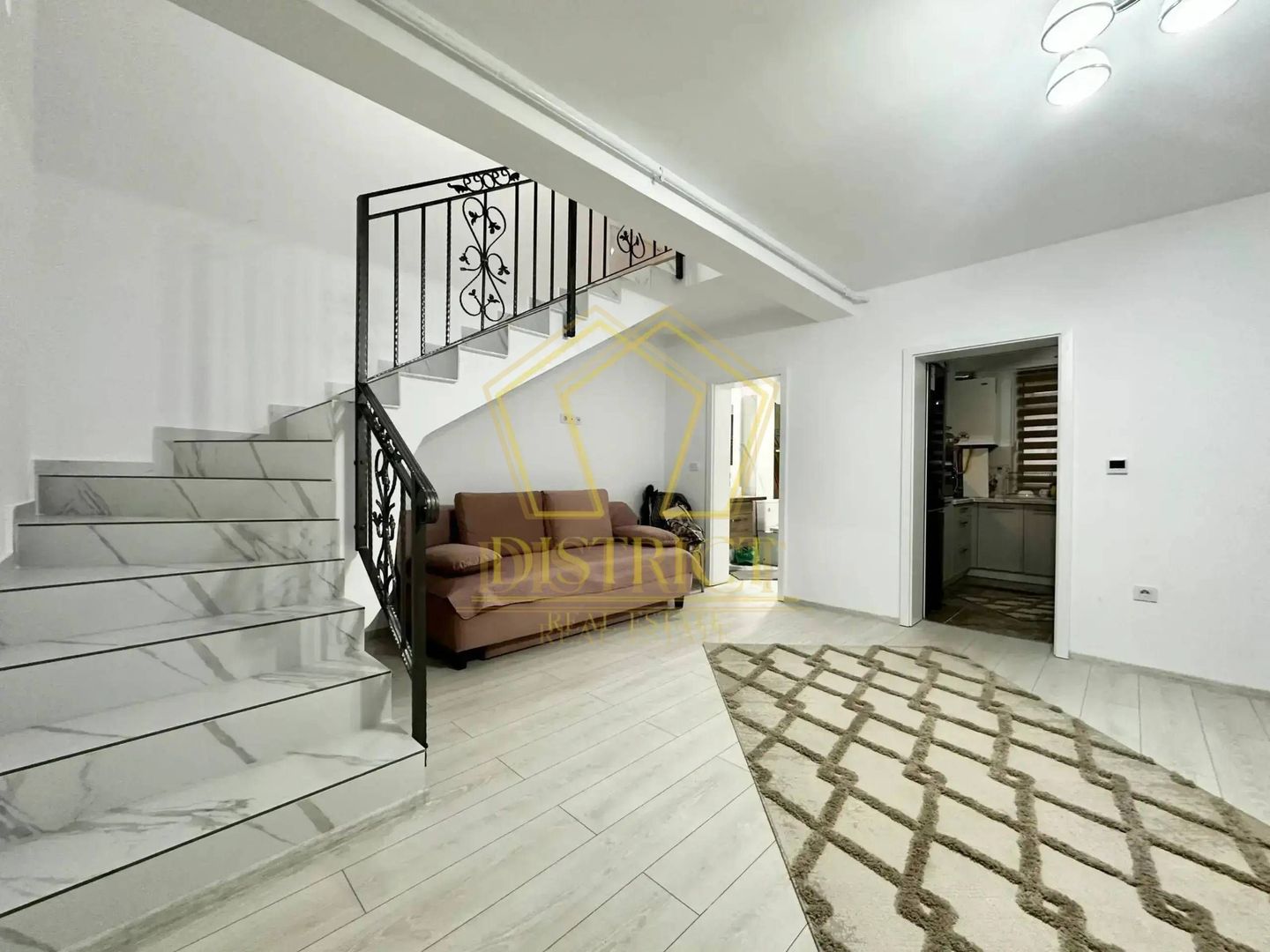 Duplex superb cu 3 camere | ZONE 2 | Calea Urseni - Poză 1