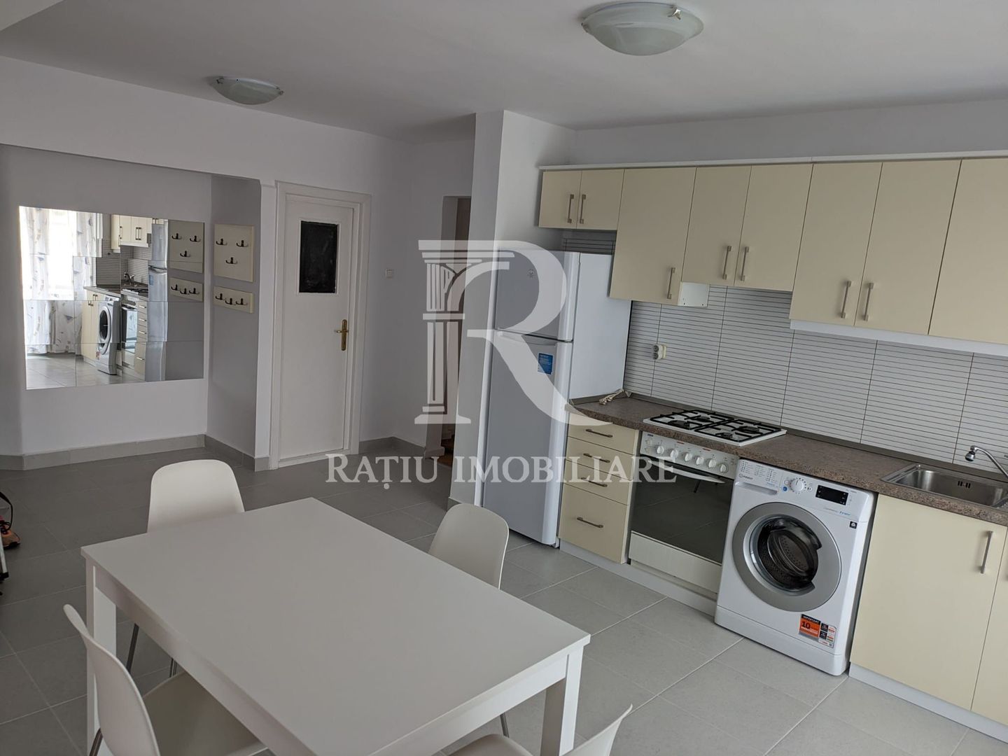 Apartment cu 4 camera | Nufarul | Oradea - Poză 3